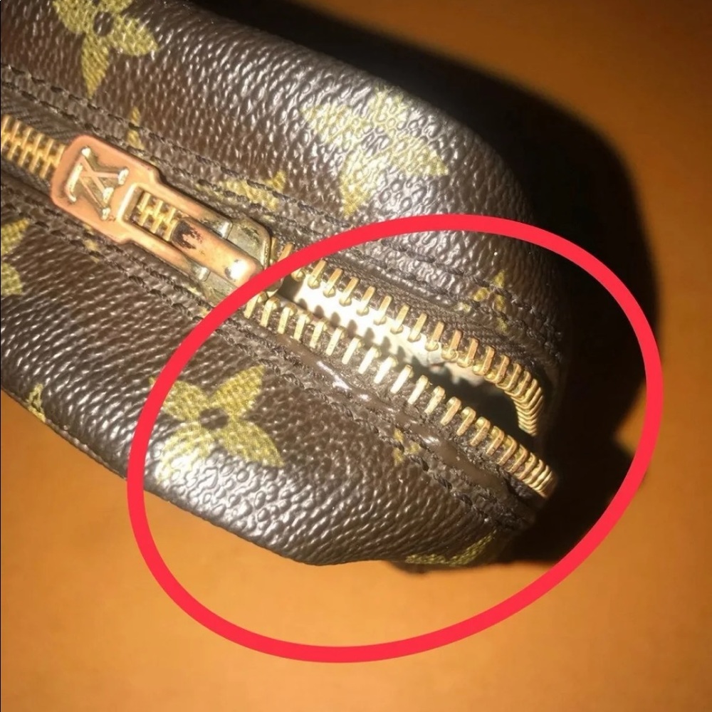 ❌ SOLD ❌ Authentic Louis Vuitton Monogram Toilette 23 - Picture 11 of 13